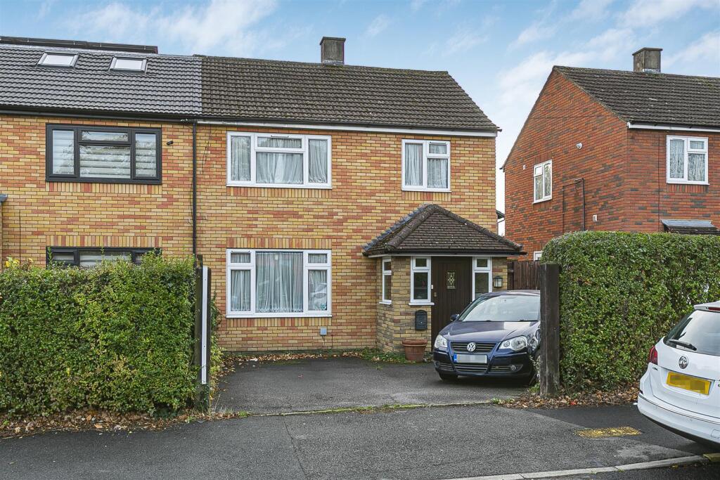 Main image of property: Willingale Road, Loughton