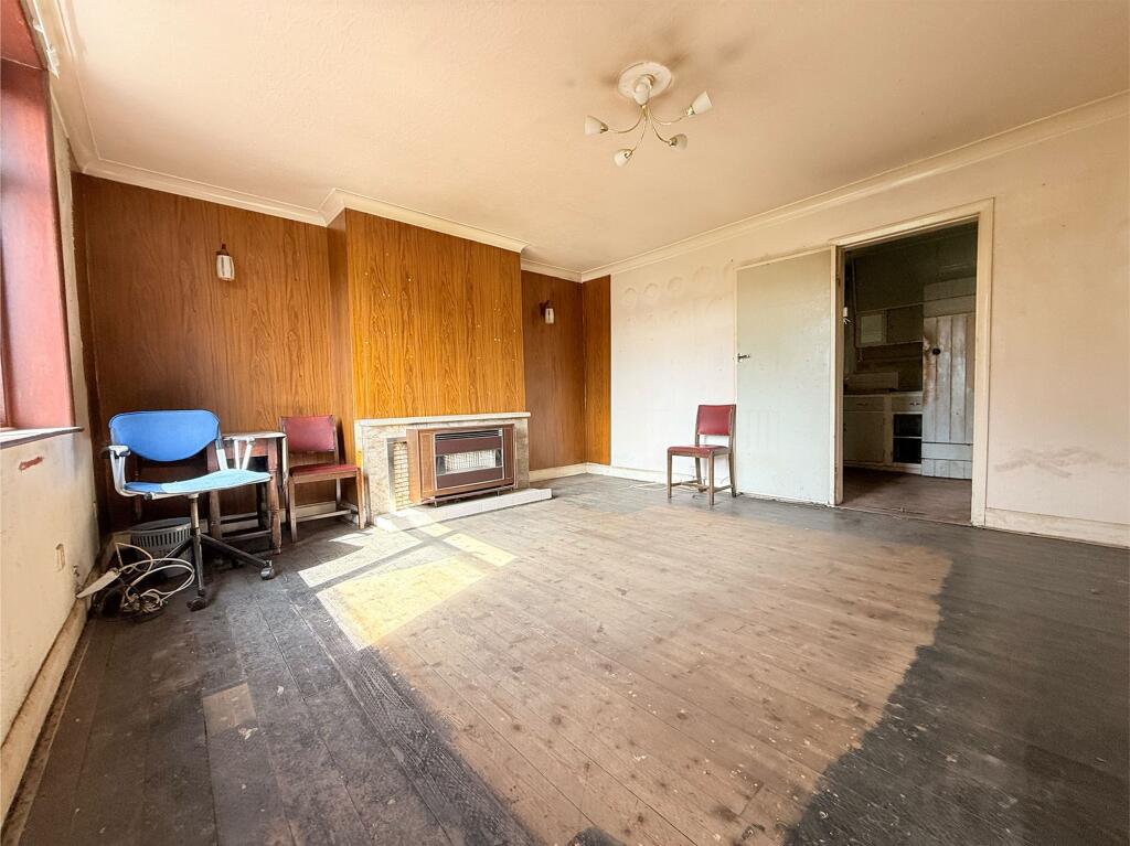 Long Lane, Huddersfield, HD5 photo 3