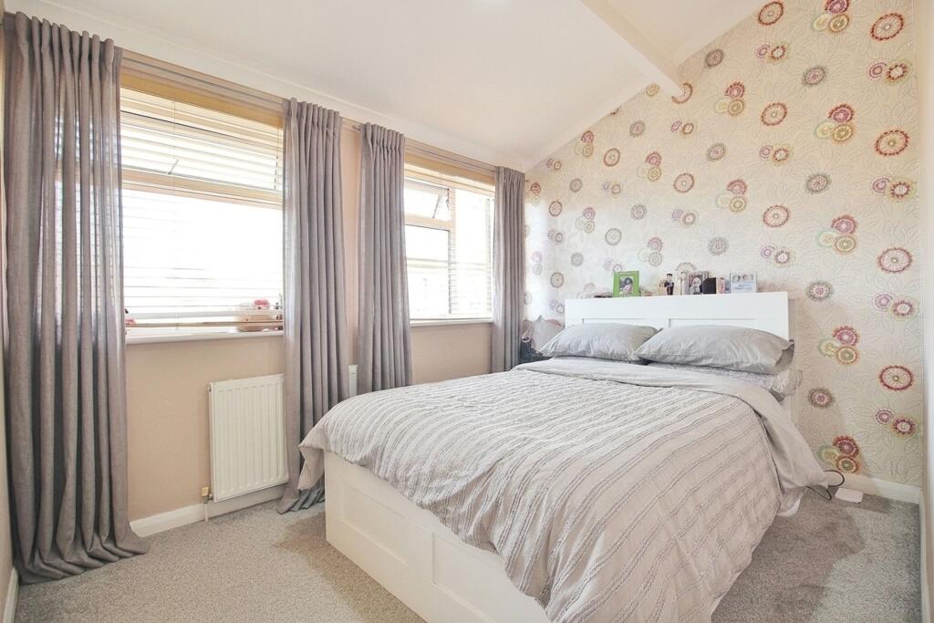 House in London - View 4