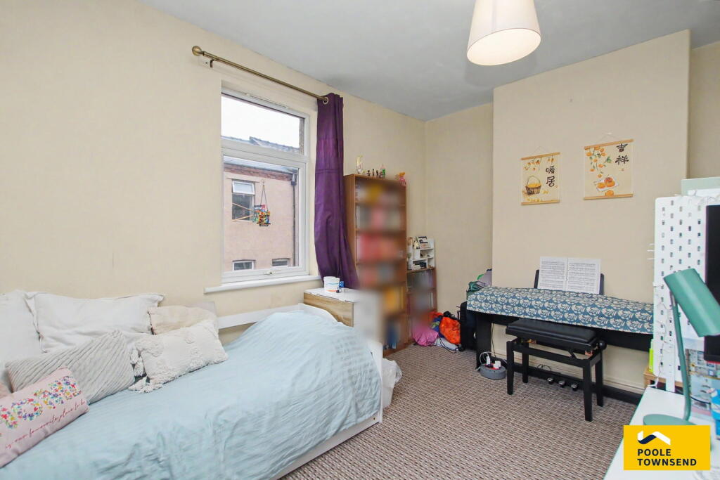 House in Lancaster - View 5