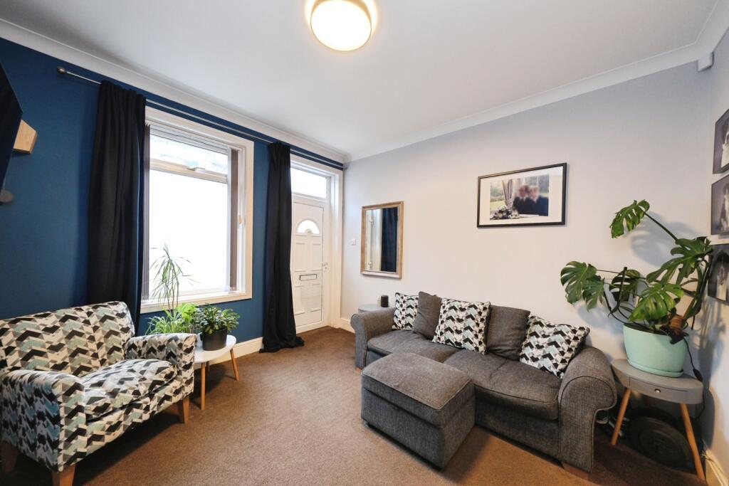 House in Sheffield, Birkendale, Upperthorpe - View 4