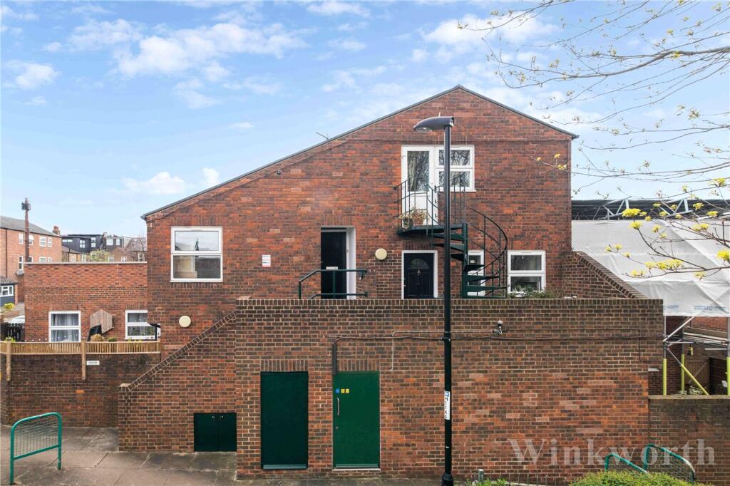 Main image of property: Ewart Road, London, SE23