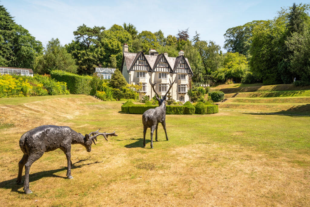 Frith Hill, Great Missenden, Buckinghamshire, HP16 photo 2