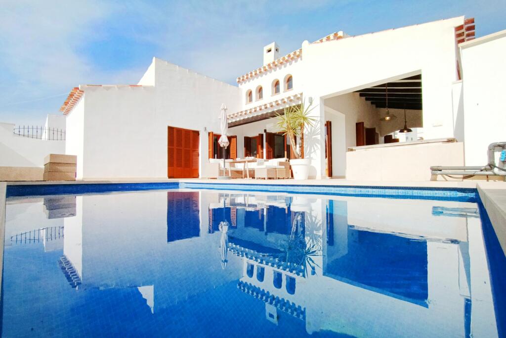 Main image of property: El Valle Golf Resort