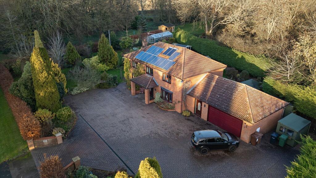 Main image of property: Moat House, Crimplesham 