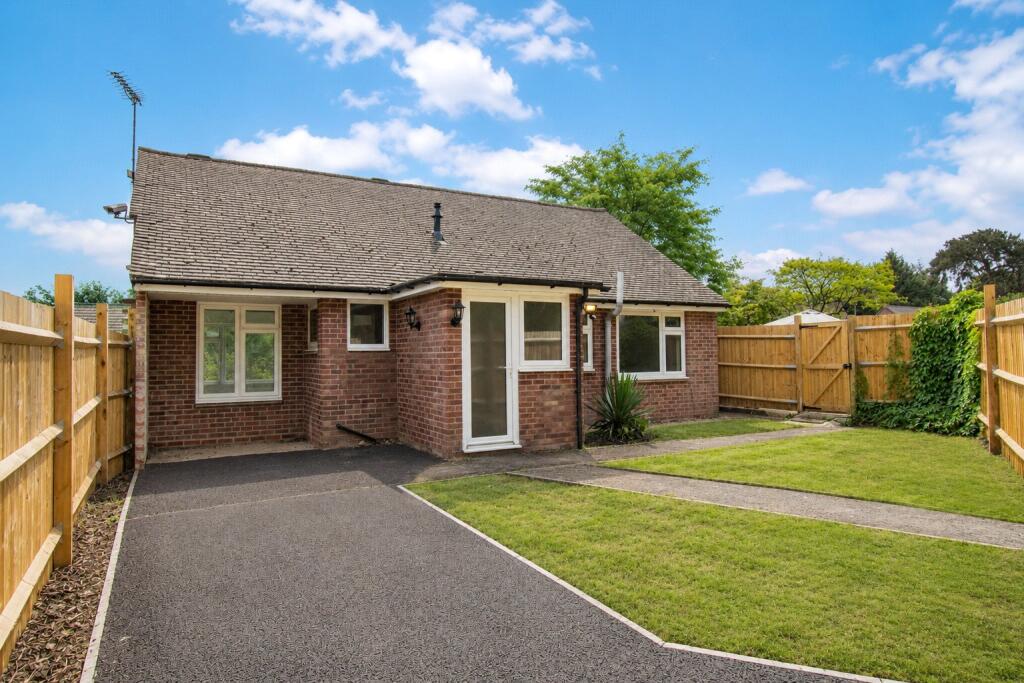 Main image of property: Hampton Road, Newbury, Berkshire, RG14