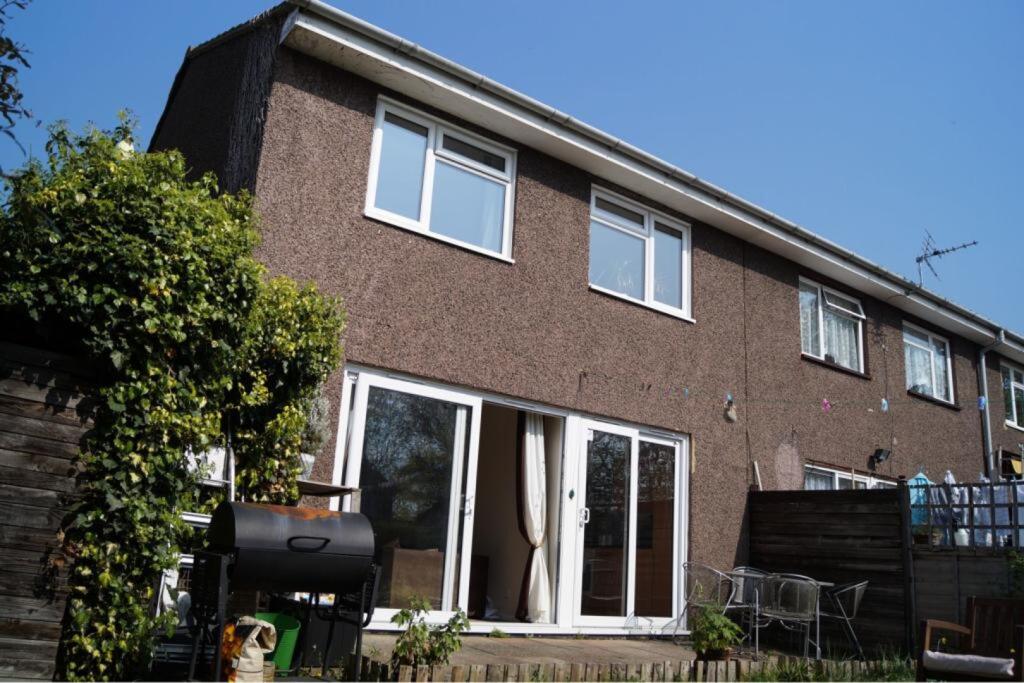 Main image of property: River Close, Waltham Cross, EN8