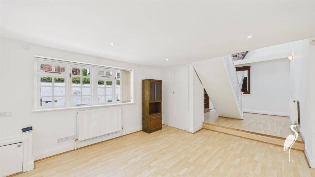 House in Durham - View 5