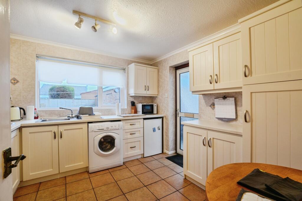 Warwick Road, Chapel St. Leonards, Skegness photo 2