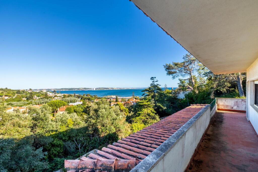 Main image of property: Lisbon, Oeiras