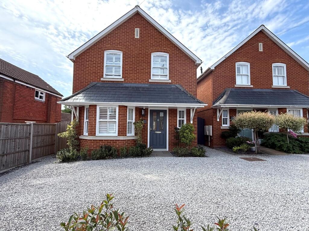 Main image of property: Forest Road, Binfield, RG42