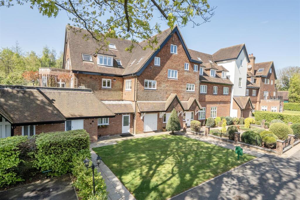 Main image of property: Eyhurst Park, Kingswood