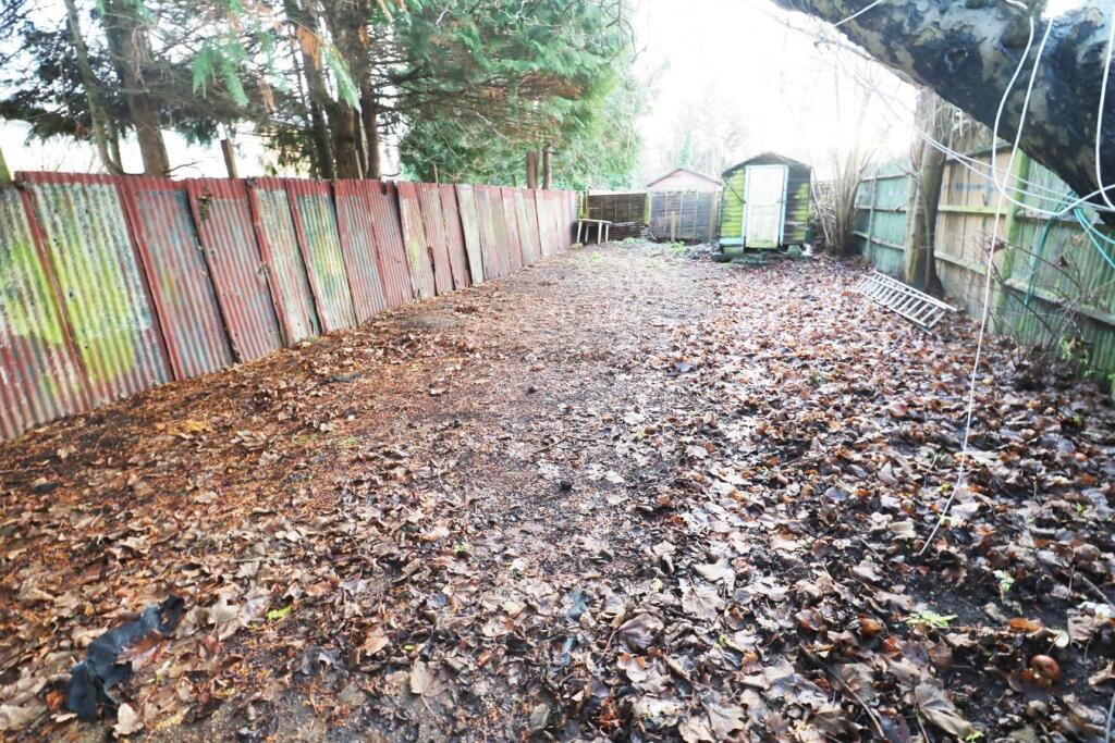 Marlborough Road, London, SW19 photo 3