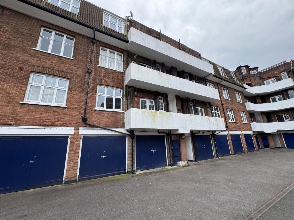 Main image of property: Nizells Avenue, Hove, BN3 1PR