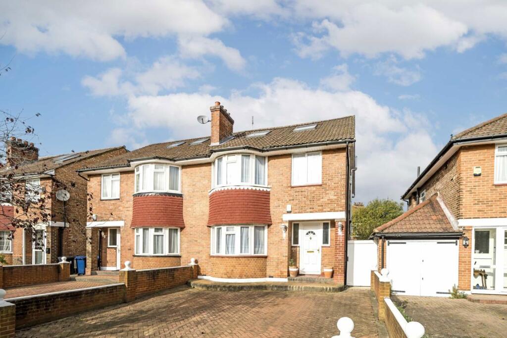 Main image of property: Vyner Road, Acton