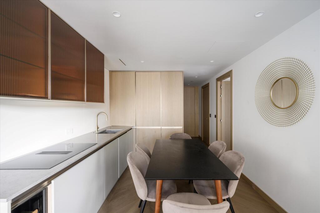 Apartment in London - View 3