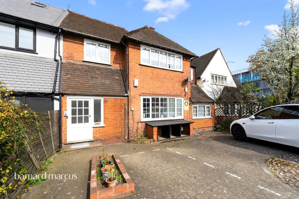 Main image of property: Upper Richmond Road West, Richmond