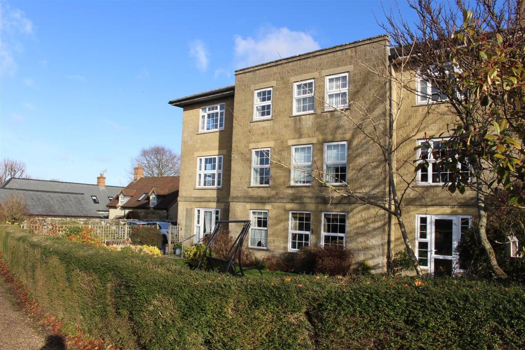 Main image of property: Savoy Court, Shaftesbury