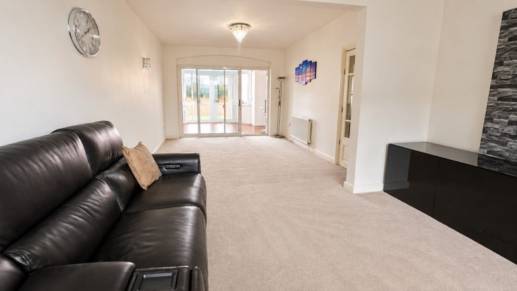 House in Ilford - More