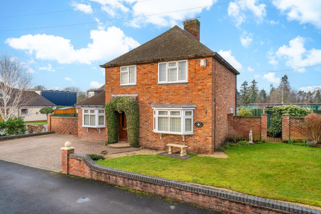 3-bed detached on Love Lane, Bridgnorth, WV16, £500,000