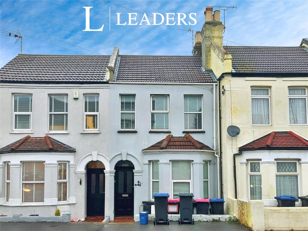 Main image of property: Fairfax Drive, Westcliff-on-Sea, Essex, SS0