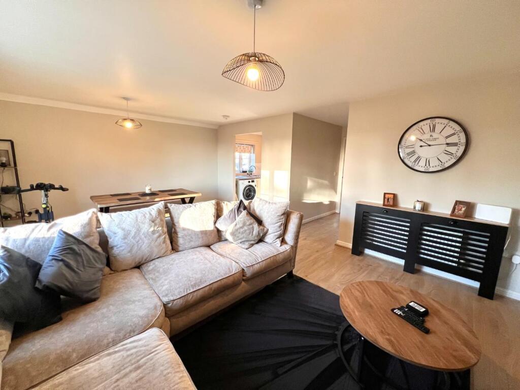 Apartment in Duston, St Crispin's, Upton - View 4