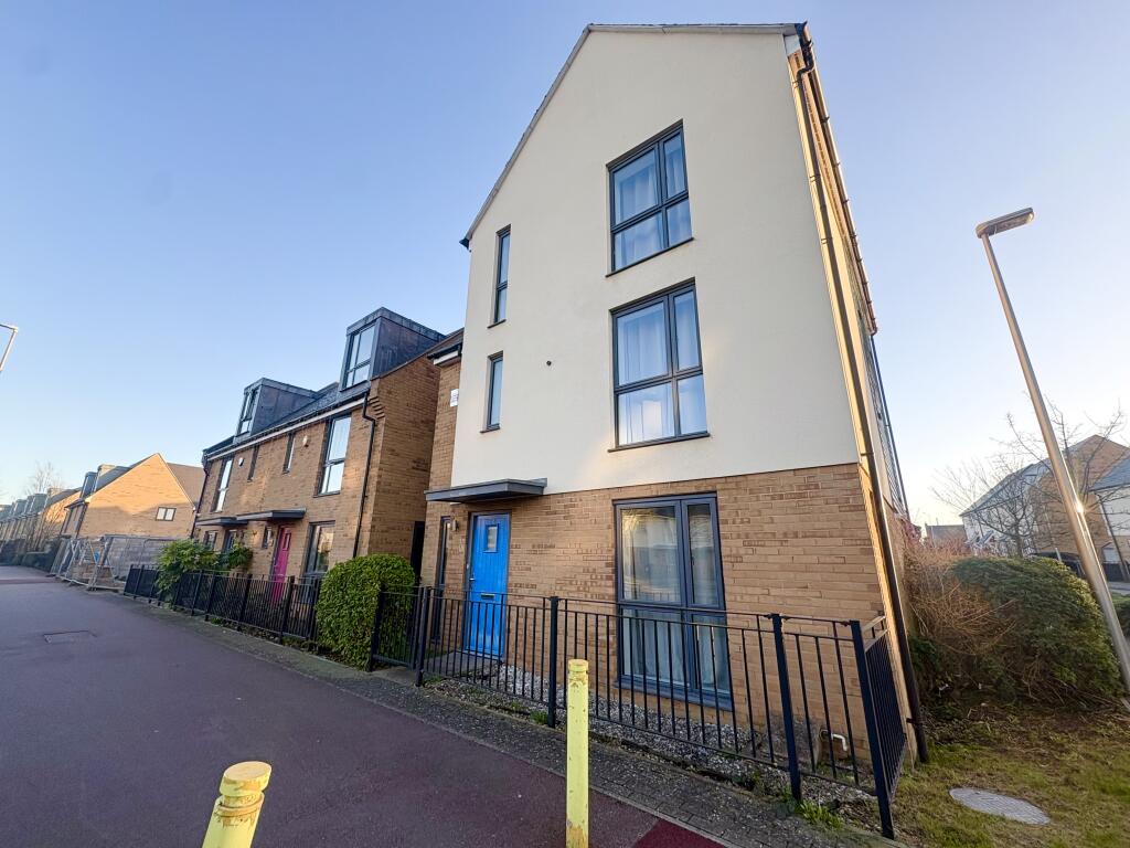 Main image of property: Fen Street