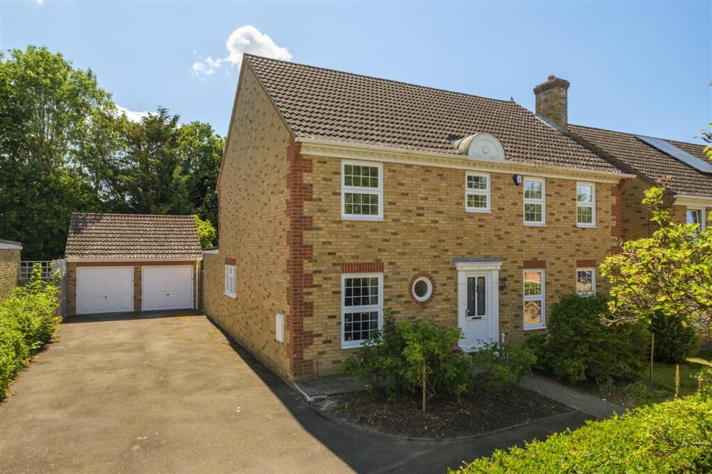 Main image of property: The Hedgerow, Grove Green