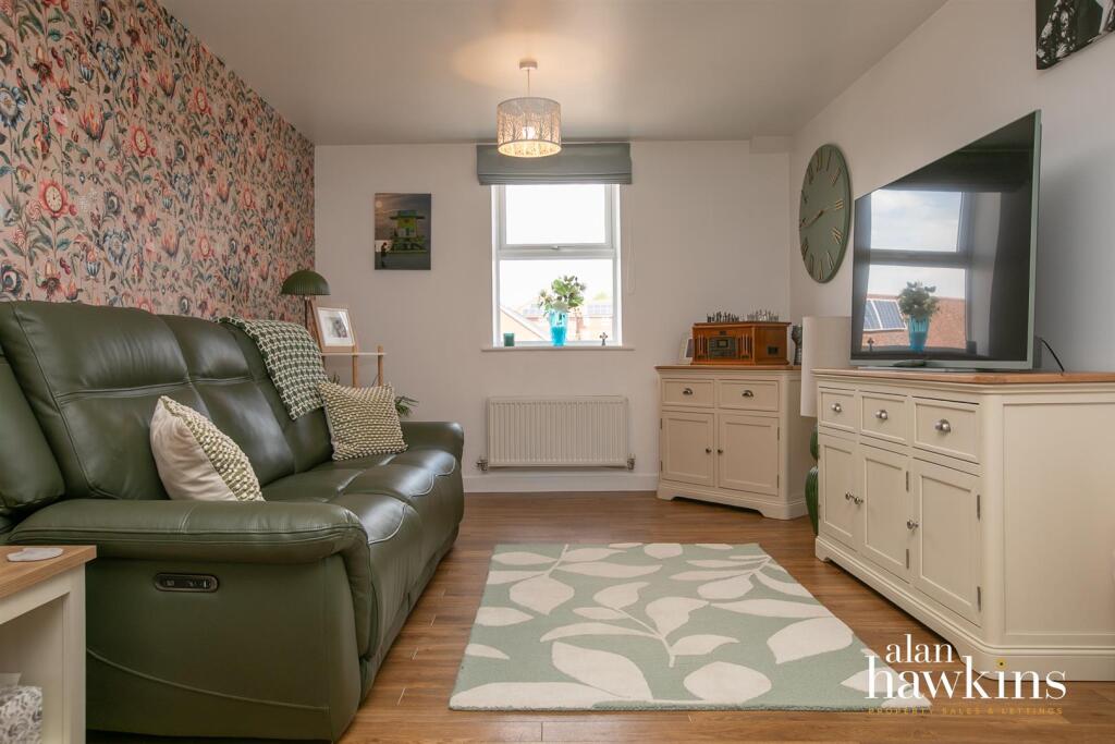 Apartment in Swindon - View 4