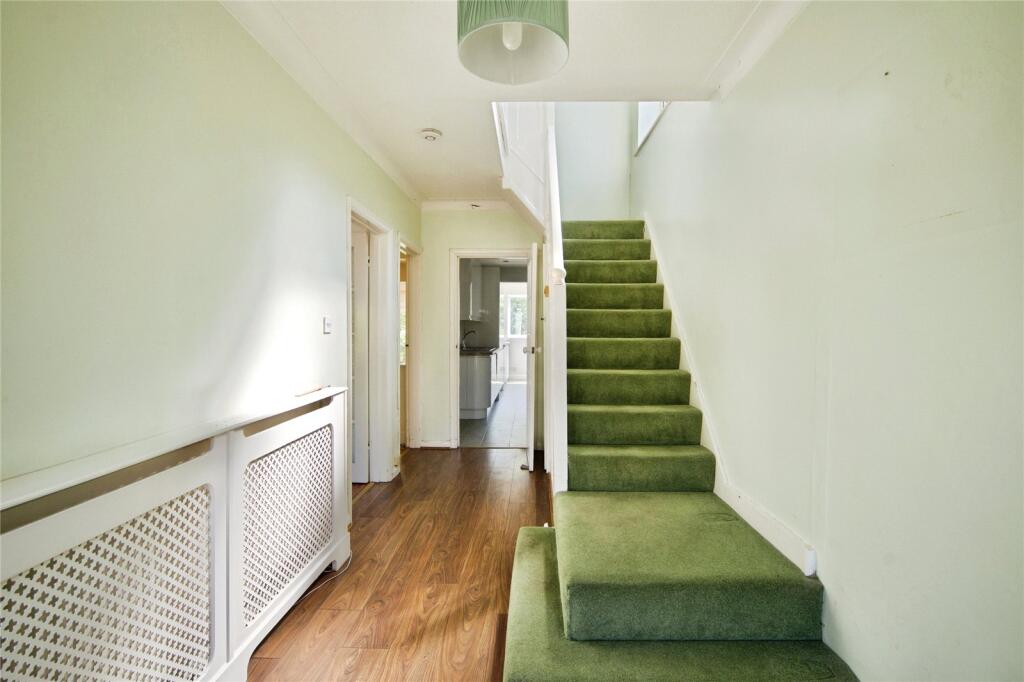 House in Romford - View 4