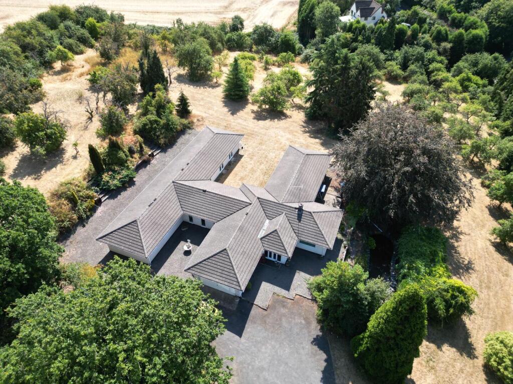 House in Dudley - View 4