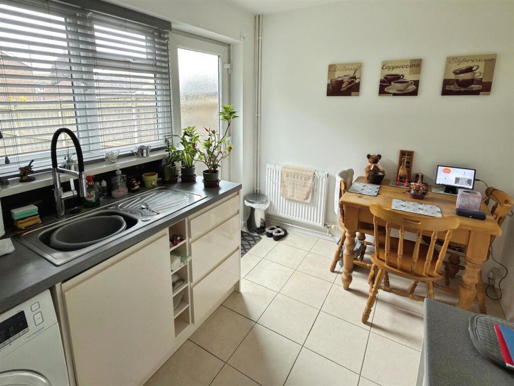 House in East Suffolk, Carlton Colville - View 4