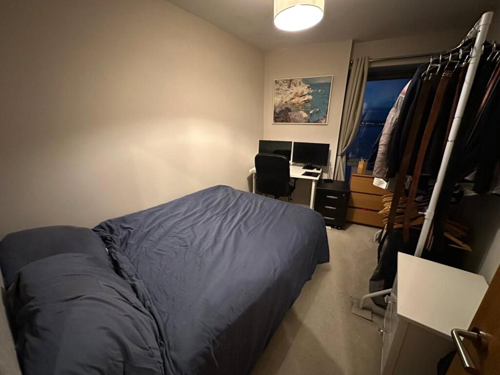 Apartment in Liverpool - More