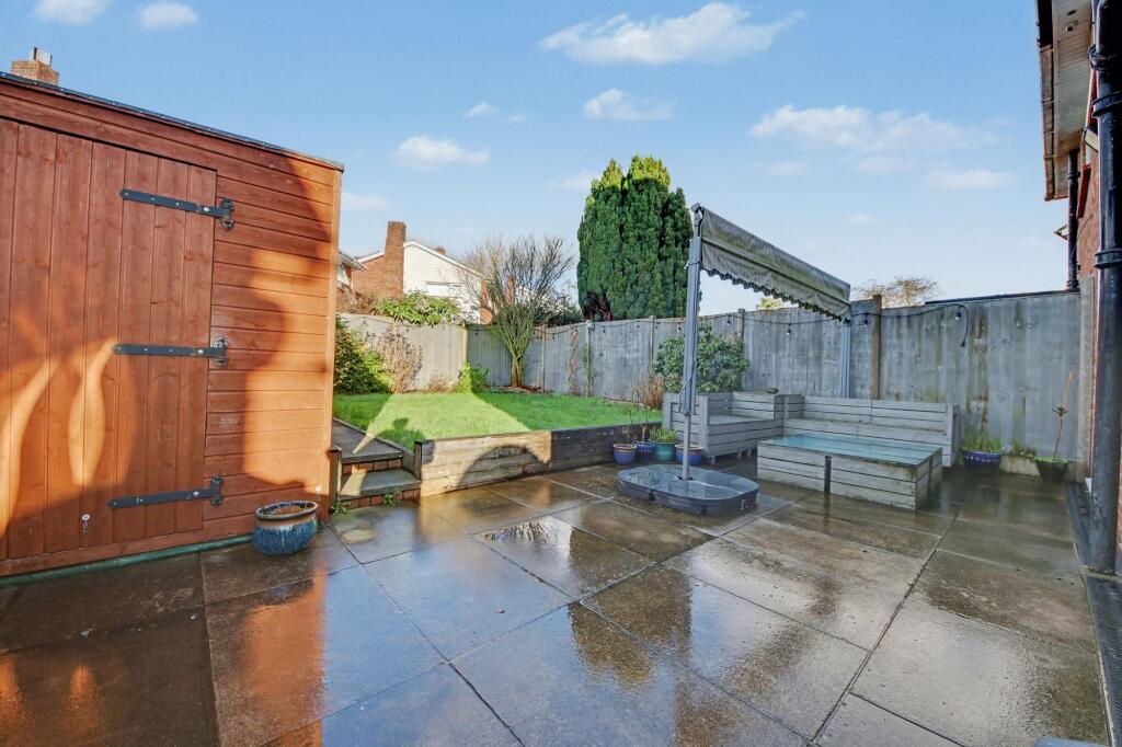 Broadwater Road, Midanbury, SO18 photo 4