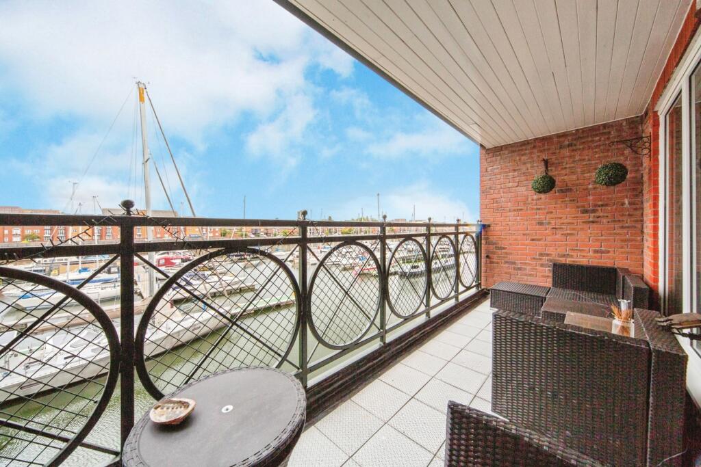 Apartment in Liverpool - View 4