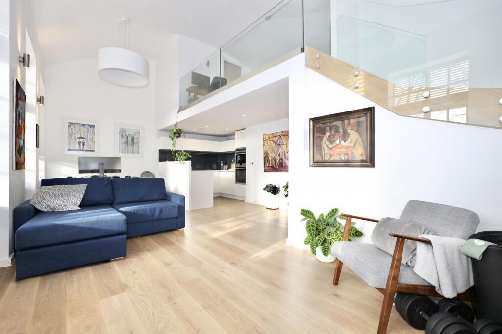 Main image of property: Loxford House, N5 1GF