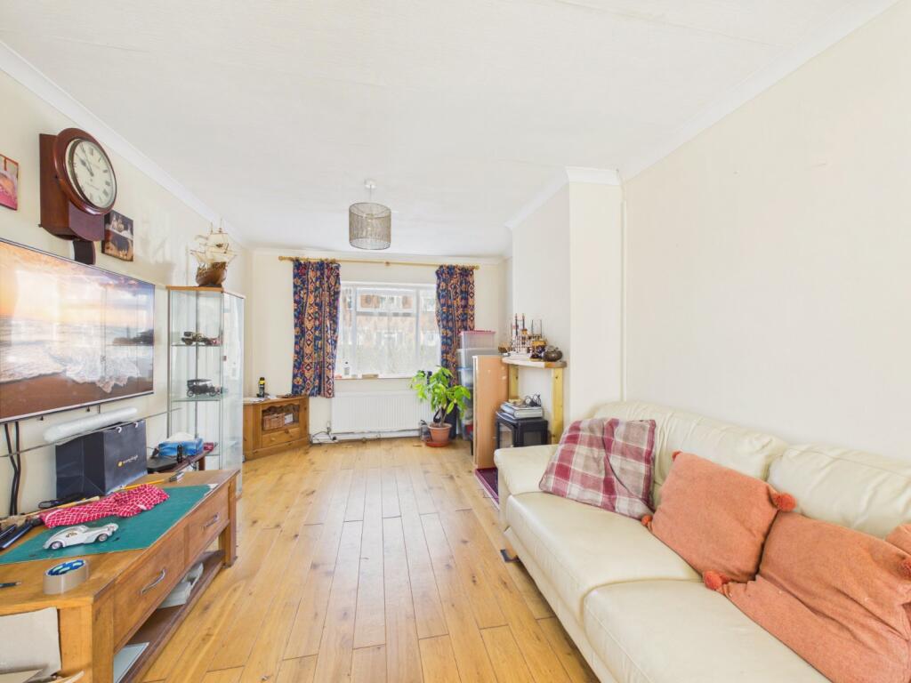 House in Folkestone, Cheriton - View 5