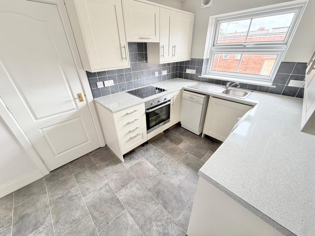 Apartment in Chester - View 3