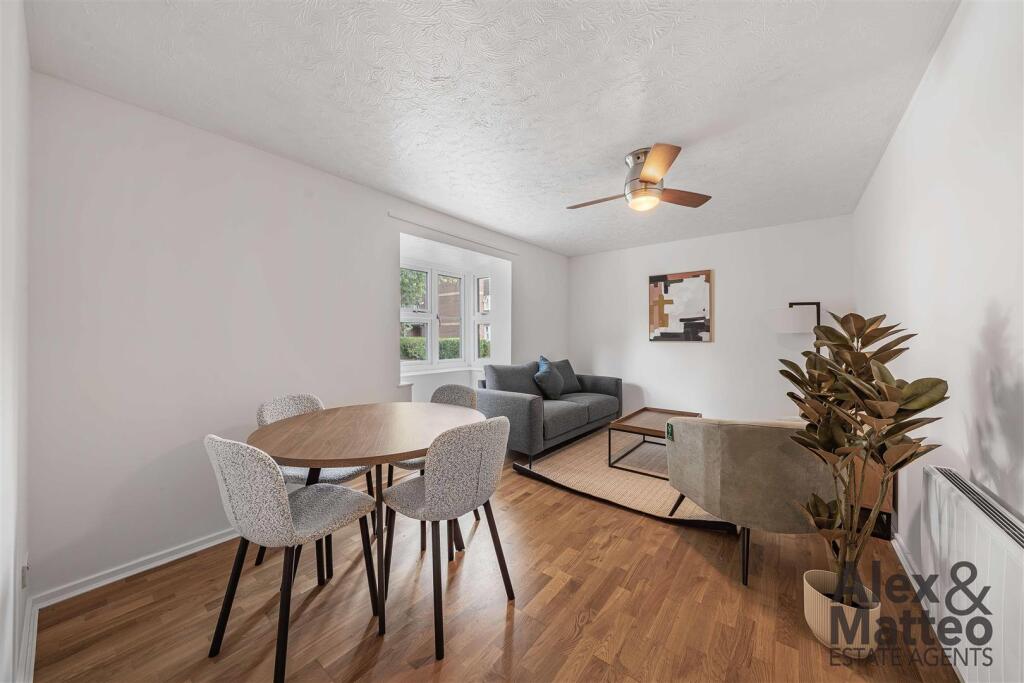 Apartment in London, South Bermondsey, Bermondsey - View 4