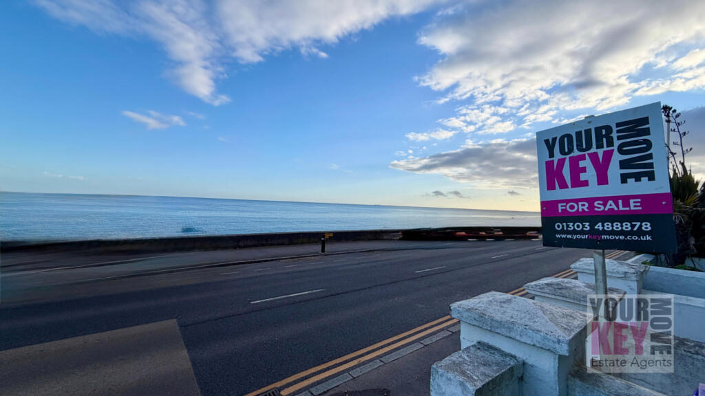 Wellington Terrace, Sandgate, Folkestone, Kent CT20 3DY - View 4