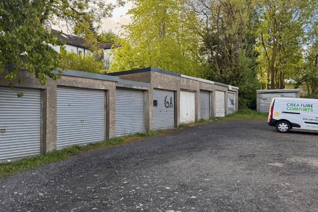  , Eaglesham Road Garage, Clarkston, G767DH photo 2