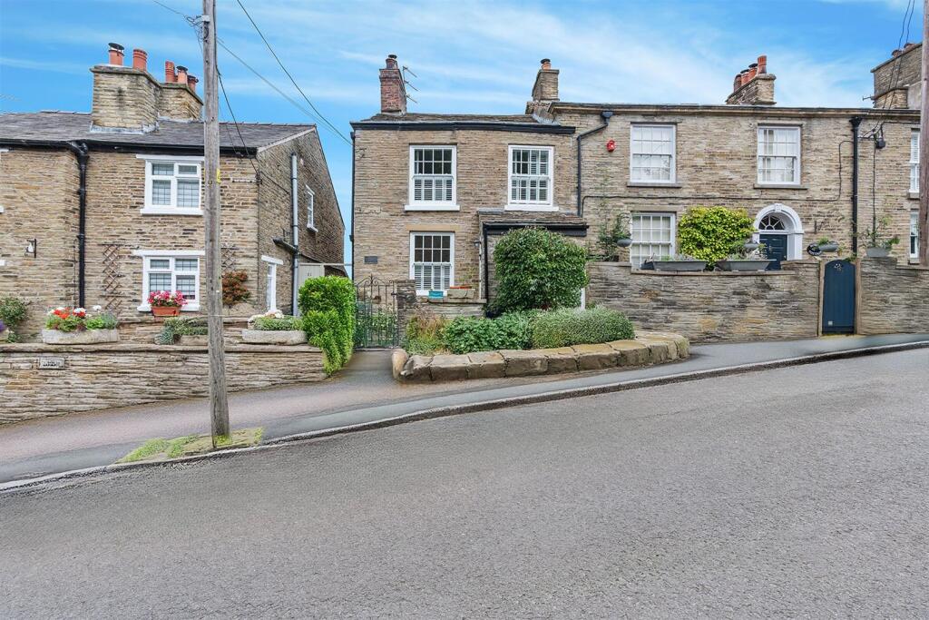 Main image of property: Oak Lane, Kerridge, Macclesfield, Cheshire, SK10 5BD