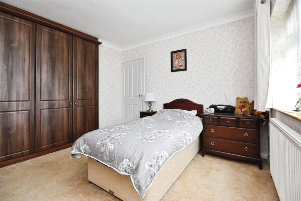 Tavistock Road, Springfield, Chelmsford, Essex, CM1 photo 4