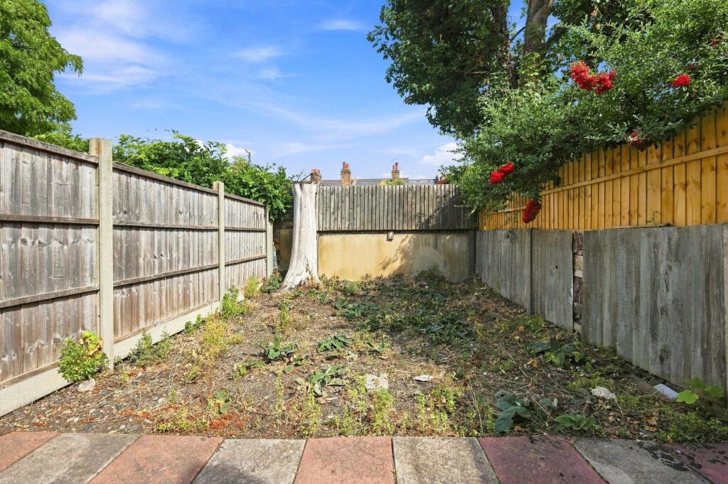 House in London, Greenwich Town Centre, East Greenwich - More