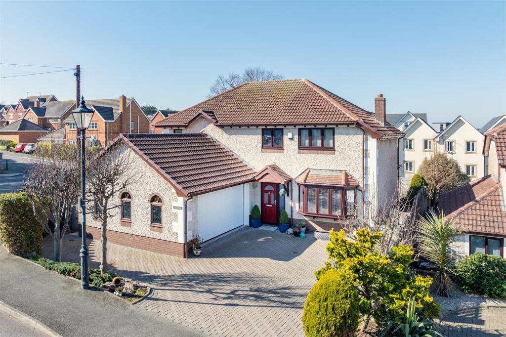 Main image of property: Bryn Colwyn, Colwyn Bay, LL29
