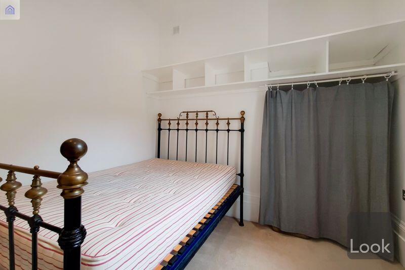 Apartment in London - View 3