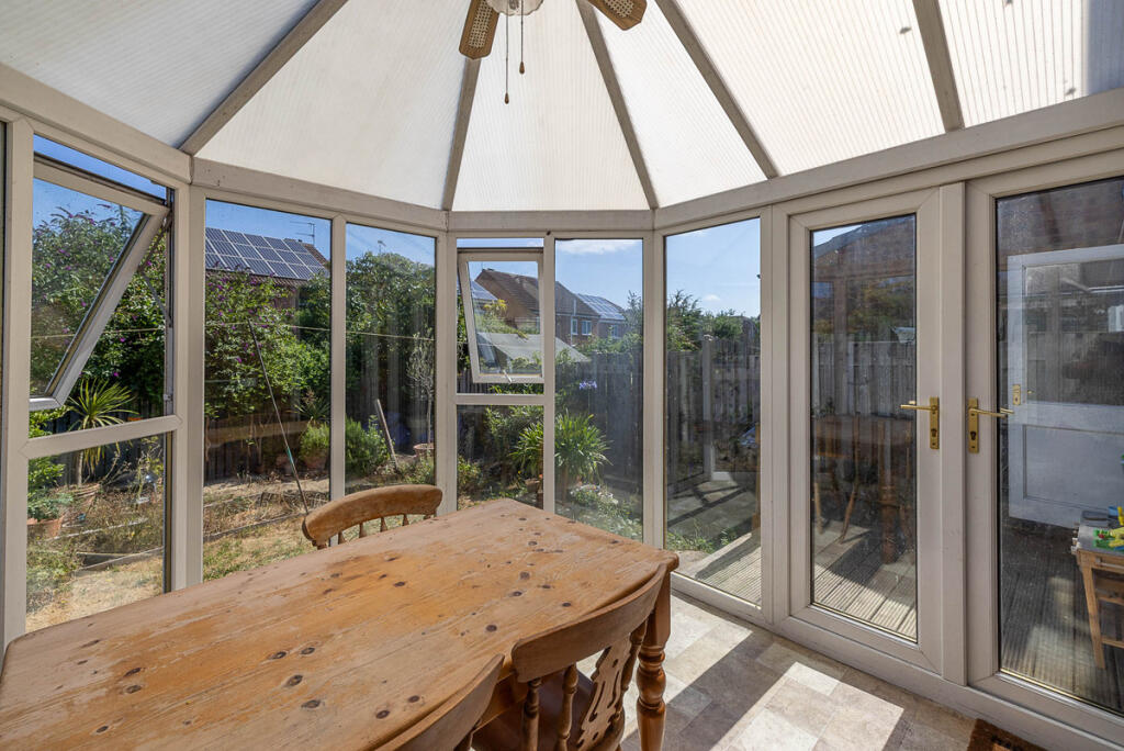 House in Doncaster, Rossington - View 4