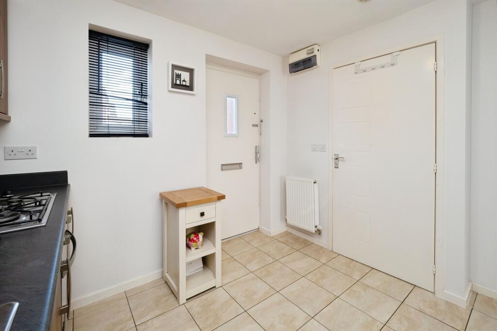 House in Hull, Kingston upon Hull - View 5