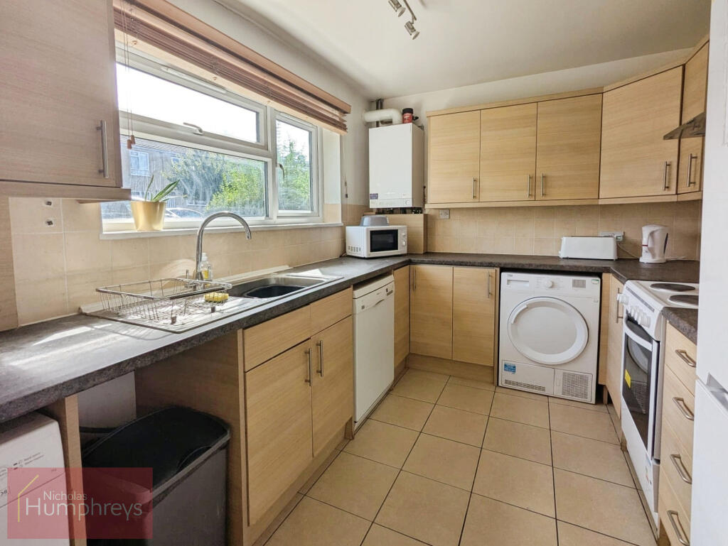 Additional image 2 of Deerswood Avenue, Hatfield, AL10