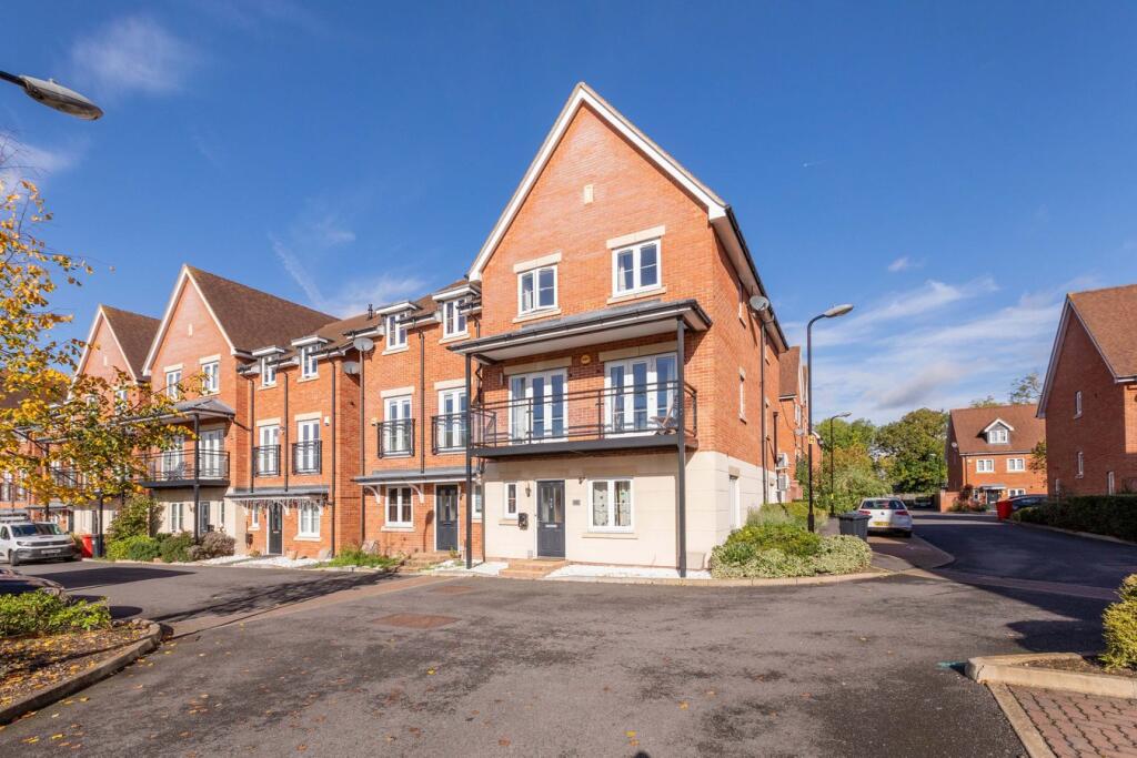 Main image of property: Denton Way , Langley , SL3